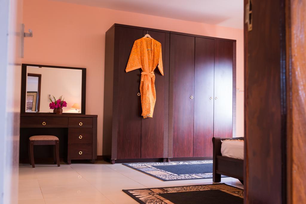 Calabash Apartment-Hotel Kotu Ngoại thất bức ảnh