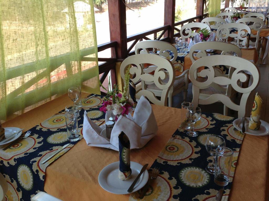 Calabash Apartment-Hotel Kotu Ngoại thất bức ảnh