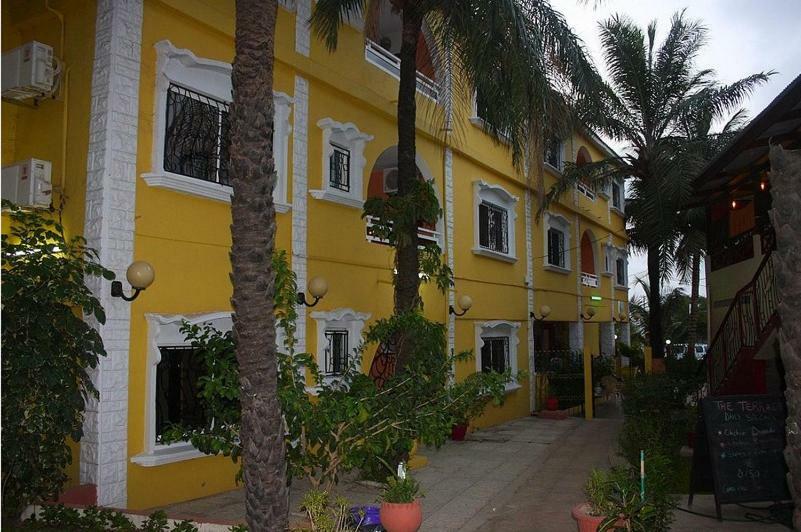 Calabash Apartment-Hotel Kotu Ngoại thất bức ảnh